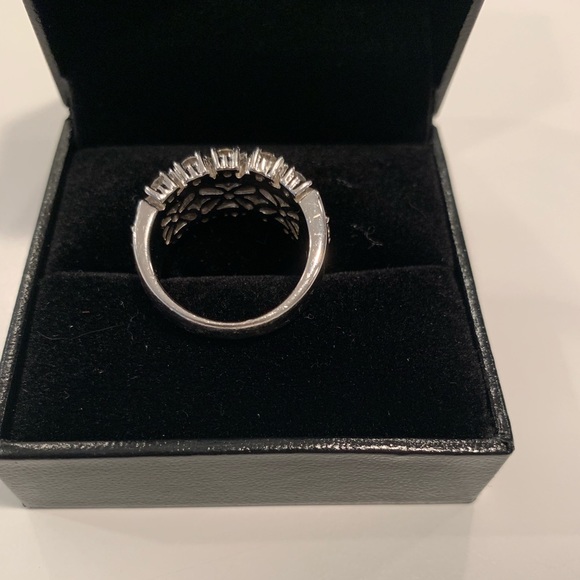 14K White Gold Round & Baguette Diamond Band - Picture 4 of 7